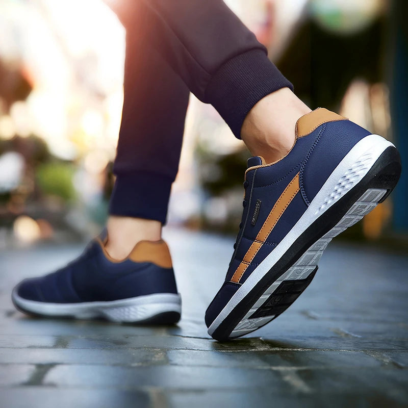 Men's Lightweight Breathable Sneakers – Non-Slip Vulcanized Sole